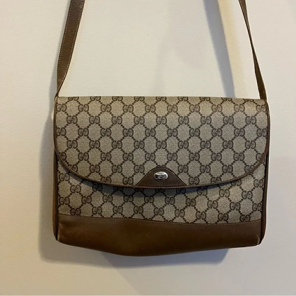 Gucci Supreme Crossbody/Shoulder Bag - Picture 3 of 16
